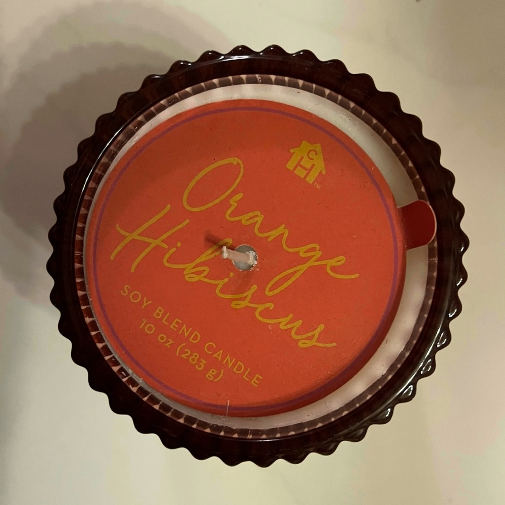 Complete Home Orange Hibiscus Candle - Picture 3 of 4